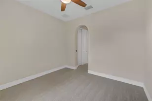 28883 Revaro Ln, Wesley Chapel, FL 33543 - Photo 35