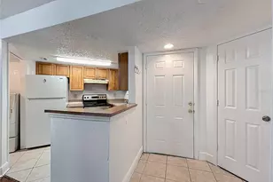 1932 Lake Atriums Cir, Orlando, FL 32839 - Photo 5