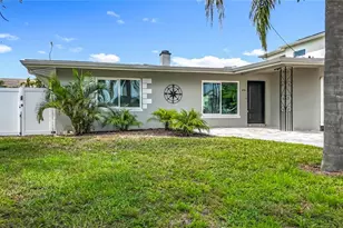 572 Baywood Dr N, Dunedin, FL 34698 - Photo 7