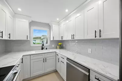 3575 Gulf Boulevard #103, Saint Pete Beach, FL 33706 - Photo 9