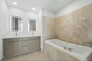 150 E Robinson St, Orlando, FL 32801 - Photo 25