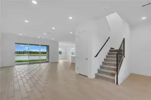 2574 Wise River Ln, Zephyrhills, FL 33541 - Photo 3