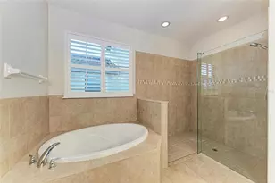 1310 Cielo Ct, North Venice, FL 34275 - Photo 5