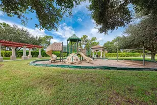 1310 Cielo Ct, North Venice, FL 34275 - Photo 17