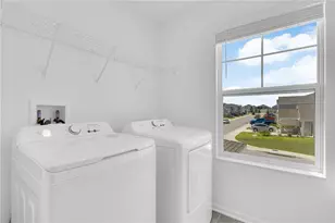 1021 Waterfall Blvd, Davenport, FL 33837 - Photo 23