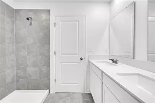1021 Waterfall Blvd, Davenport, FL 33837 - Photo 15