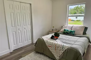 781 58th Ave NE, Saint Petersburg, FL 33703 - Photo 9