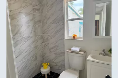 781 58th Avenue NE, Saint Petersburg, FL 33703 - Photo 13