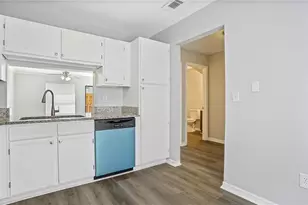 6294 River Run Pl, Orlando, FL 32807 - Photo 13