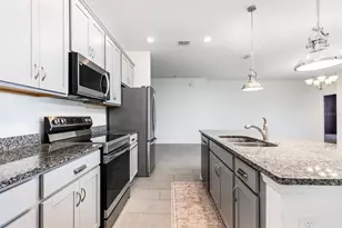 2723 Rowan St, Tavares, FL 32778 - Photo 11