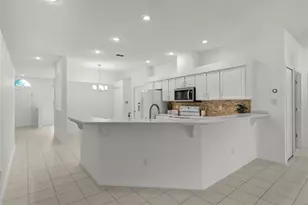 1223 Vickers Lake Dr, Ocoee, FL 34761 - Photo 17