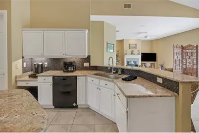 1521 Edgewater Drive, Mount Dora, FL 32757 - Photo 39