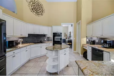 1521 Edgewater Drive, Mount Dora, FL 32757 - Photo 35