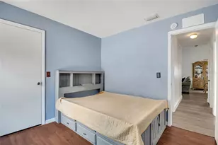 2950 Silver Ridge Dr, Orlando, FL 32818 - Photo 19