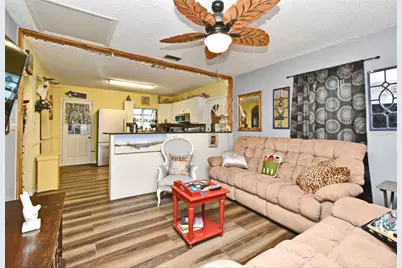 521 Michigan Street, Mount Dora, FL 32757 - Photo 3