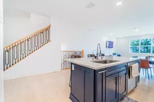 9913 Key Haven Rd, Seminole, FL 33777 - Photo 13