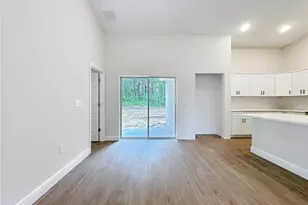 8827 N Mendoza Way, Citrus Springs, FL 34434 - Photo 11