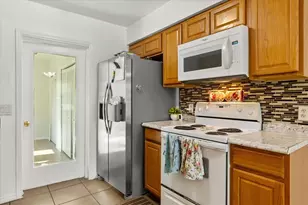 6844 Longmeade Ln, Orlando, FL 32822 - Photo 7