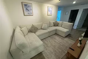 9276 Bonita Mar Dr, Parrish, FL 34219 - Photo 11