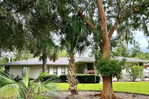 18550 Lake Emma Dr, Groveland, FL 34736 - Photo 3