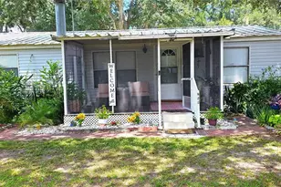 264 Temple Cir S, Winter Haven, FL 33880 - Photo 1