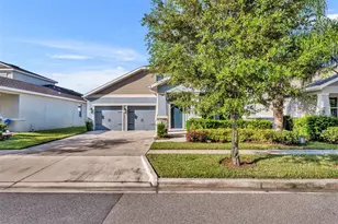 10318 Love Story St, Winter Garden, FL 34787 - Photo 3