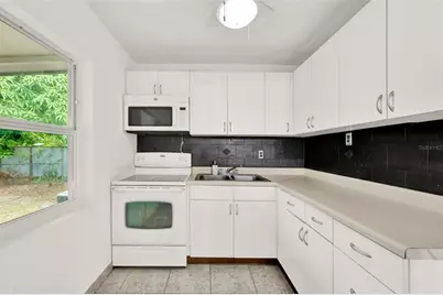 300 S Glenwood Avenue, Orlando, FL 32803 - Photo 7