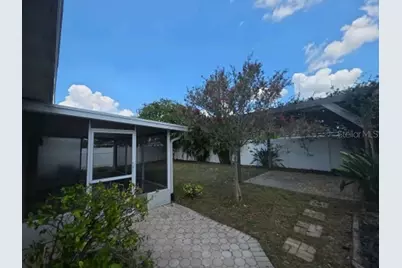 6908 Waterbrook Court, Gibsonton, FL 33534 - Photo 13