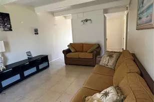 4719 Club Cir, Lakeshore, FL 33854 - Photo 3