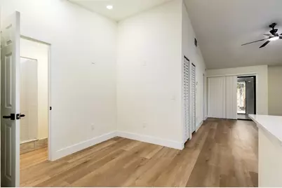 706 Golden Sunshine Circle, Orlando, FL 32807 - Photo 13