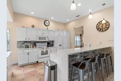 426 Vista Loop, Davenport, FL 33897 - Photo 9