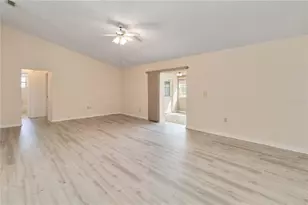 2911 Elbert Way, Kissimmee, FL 34758 - Photo 9