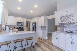 2944 Pembridge St, Kissimmee, FL 34747 - Photo 5