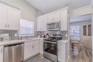2944 Pembridge St, Kissimmee, FL 34747 - Photo 9