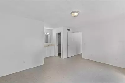 4864 Old Oak Tree Court, Orlando, FL 32808 - Photo 3