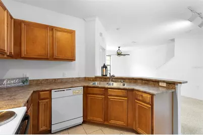 6135 Metrowest Boulevard #105, Orlando, FL 32835 - Photo 11