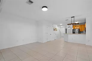 102 Chelsea Dr, Davenport, FL 33897 - Photo 5