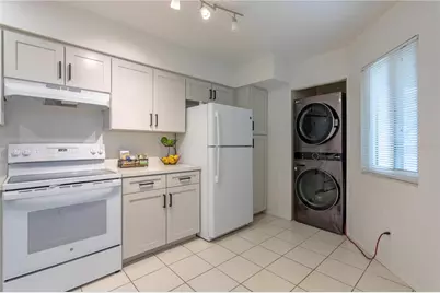 4428 Middlebrook Road #4, Orlando, FL 32811 - Photo 5