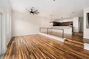 139 Athenian Way, Tarpon Springs, FL 34689 - Photo 5