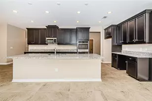 33161 Kateland Dr, Wesley Chapel, FL 33545 - Photo 23