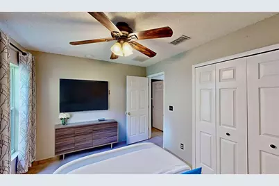 1307 Rain Forest Lane, Minneola, FL 34715 - Photo 9