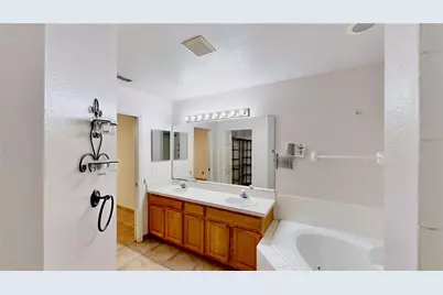 1307 Rain Forest Lane, Minneola, FL 34715 - Photo 31