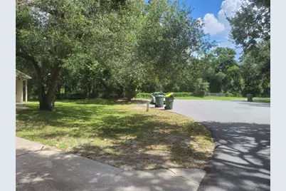 2708 Lorraine Drive, Leesburg, FL 34748 - Photo 3