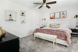 2015 Myrtle Pine St, Kissimmee, FL 34746 - Photo 5