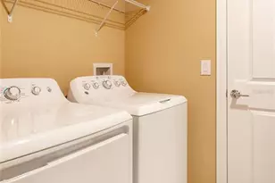 2015 Myrtle Pine St, Kissimmee, FL 34746 - Photo 11