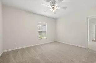 204 Sangmon Ct, Groveland, FL 34736 - Photo 11