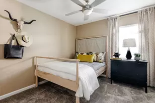 2011 Myrtle Pine St, Kissimmee, FL 34746 - Photo 15