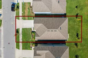 2011 Myrtle Pine St, Kissimmee, FL 34746 - Photo 3