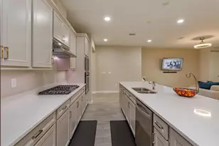 15954 Winding Bluff Dr, Montverde, FL 34756 - Photo 9