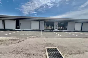 733 Tillman Pl, Plant City, FL 33566 - Photo 1